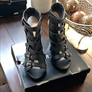 Torrid heel sandal 11W